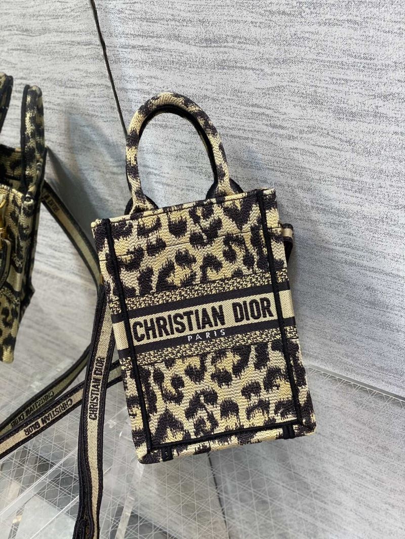 chr1st1an D10r shopping bags